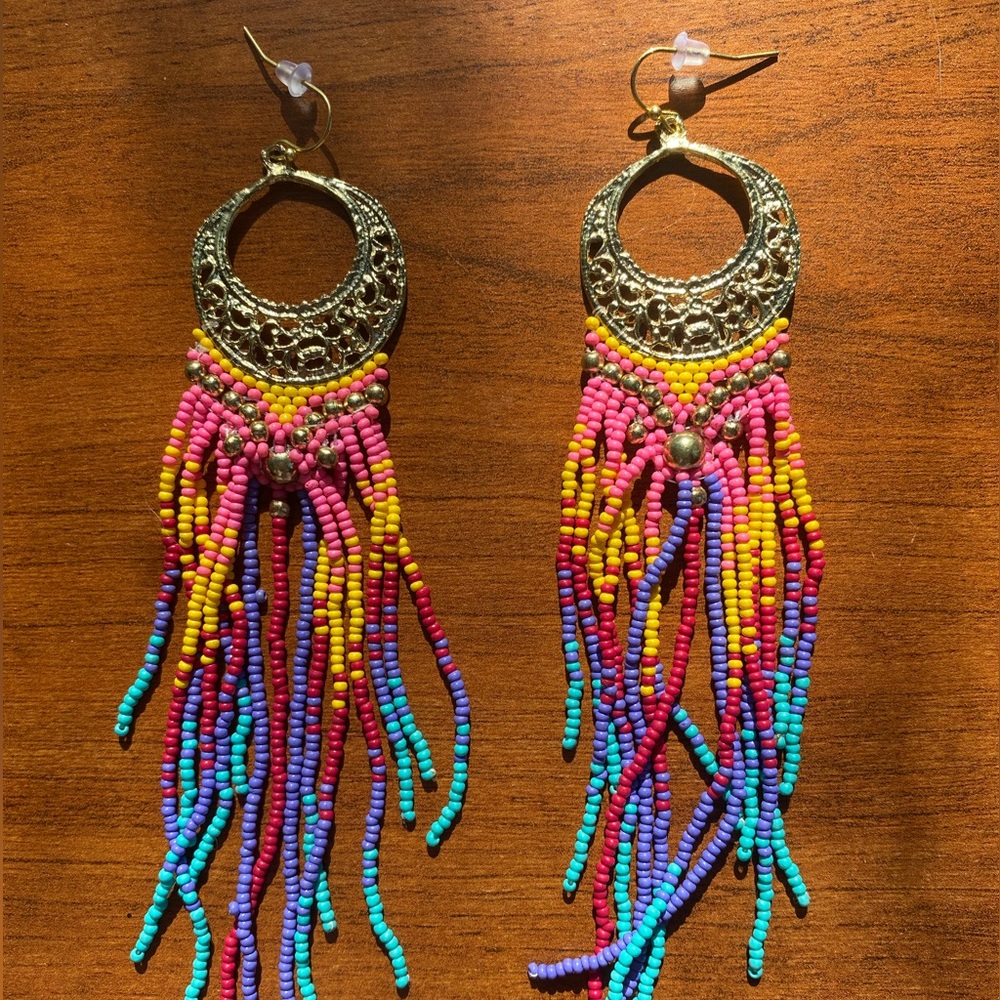 Multicolored beaded earring